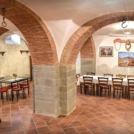 Ferienhaus Fuer 20 Personen In Cortona, Trasimenischer See Holiday home Cortona