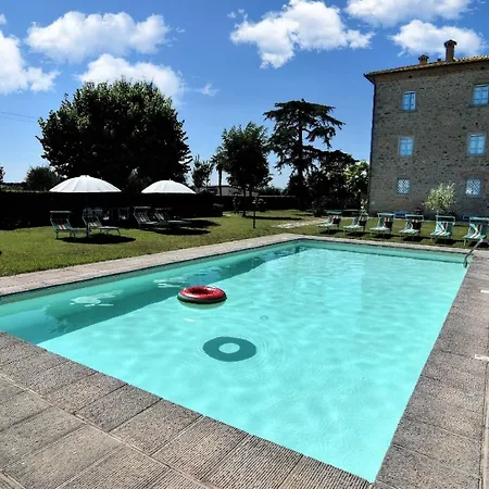 Ferienhaus Fuer 20 Personen In Cortona, Trasimenischer See Holiday home